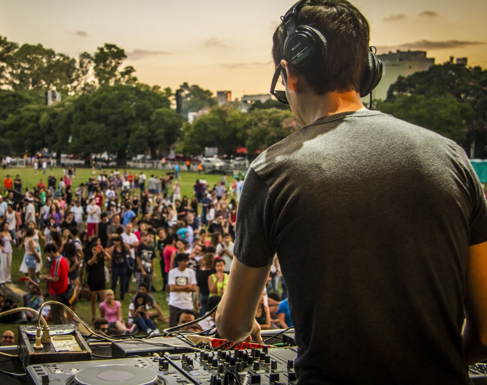 dj