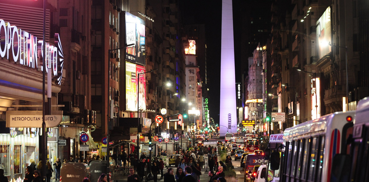 nunca-duerme-corrientes-peatonal-sabado___Nh933LE6T_1256x620__1