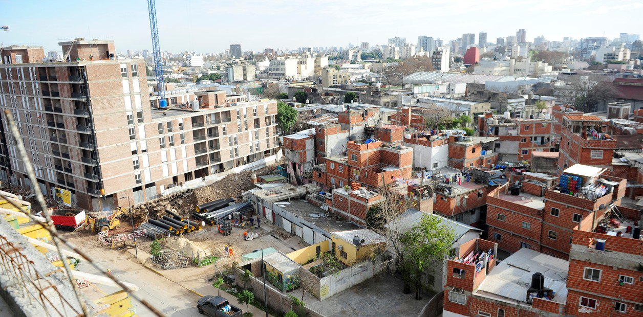 villa-fraga-con-edificios-y___7Q4KEuZuC_1256x620__1 (1)