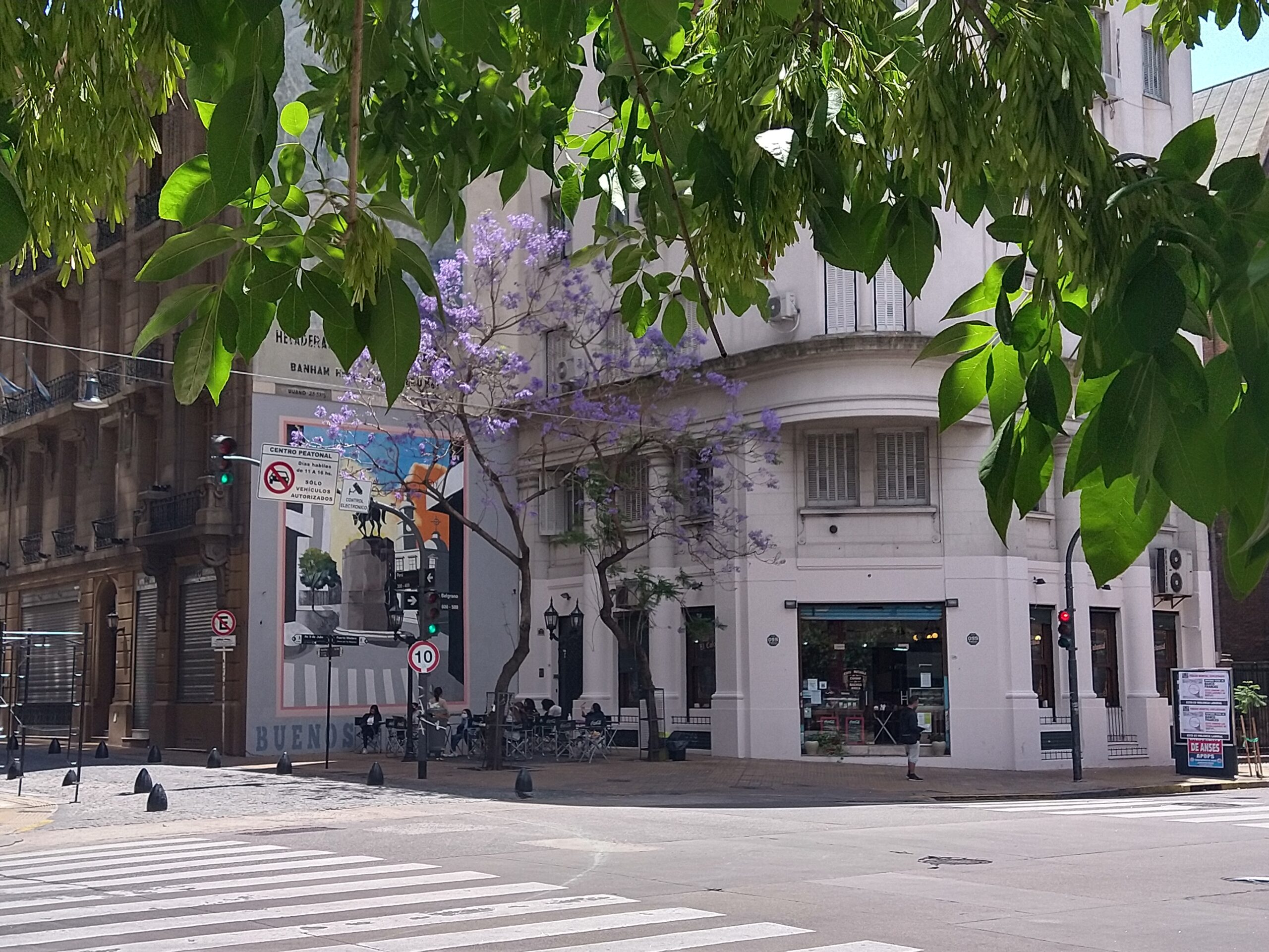 Bar Colonial