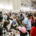 Más de 50 propuestas laborales en la Expo Empleo Barrial dedicada a la inclusión