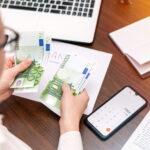 Jóvenes y finanzas: aprendiendo a construir un futuro seguro