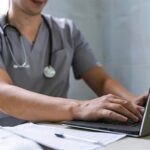 Telemedicina para personas mayores en la Ciudad