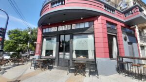 Gavilán Bar: música, birra y cultura barrial en Villa General Mitre