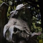 Relatos ocultos y legado histórico en una experiencia nocturna singular en el Cementerio Británico