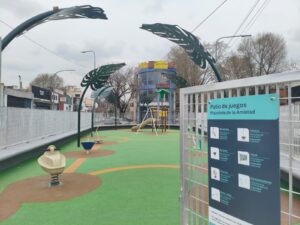 La Plazoleta de la Amistad estrena patio de juegos renovado: más seguro, accesible y pensado para los más chicos