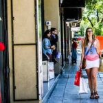 Villa Crespo arma su propio paseo a cielo abierto con descuentos, música y arte