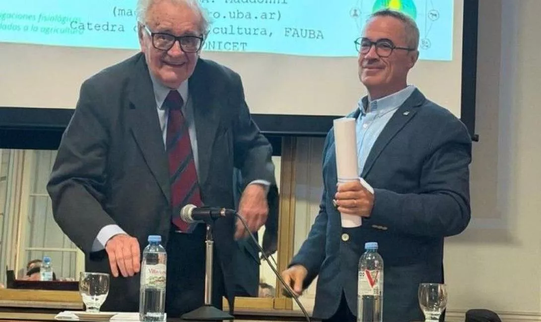 Un referente de Agronomía fue premiado por sus aportes al maíz y al desarrollo del agro argentino