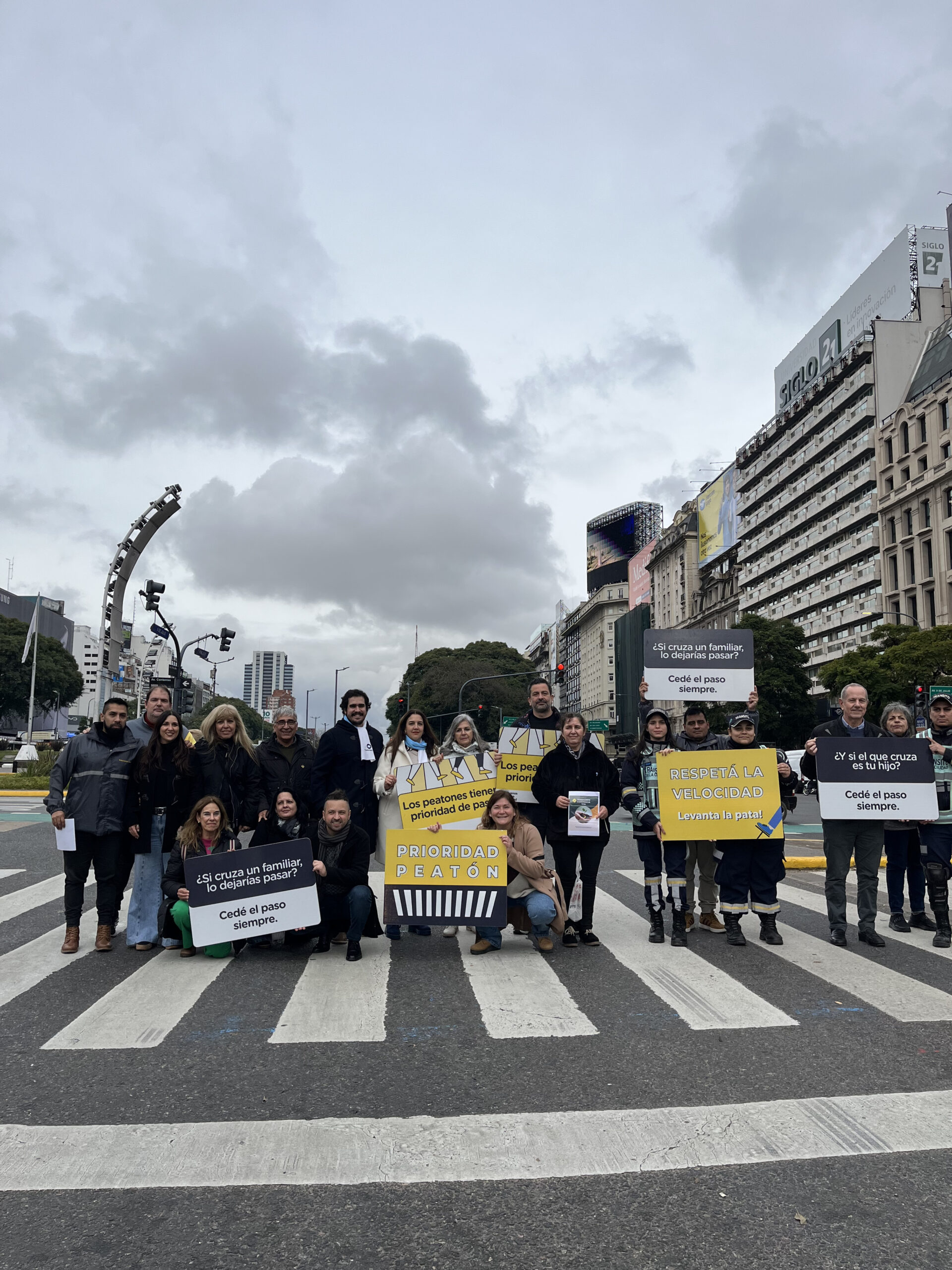 El Obelisco fue escenario de una jornada para pensar cómo nos movemos en la Ciudad