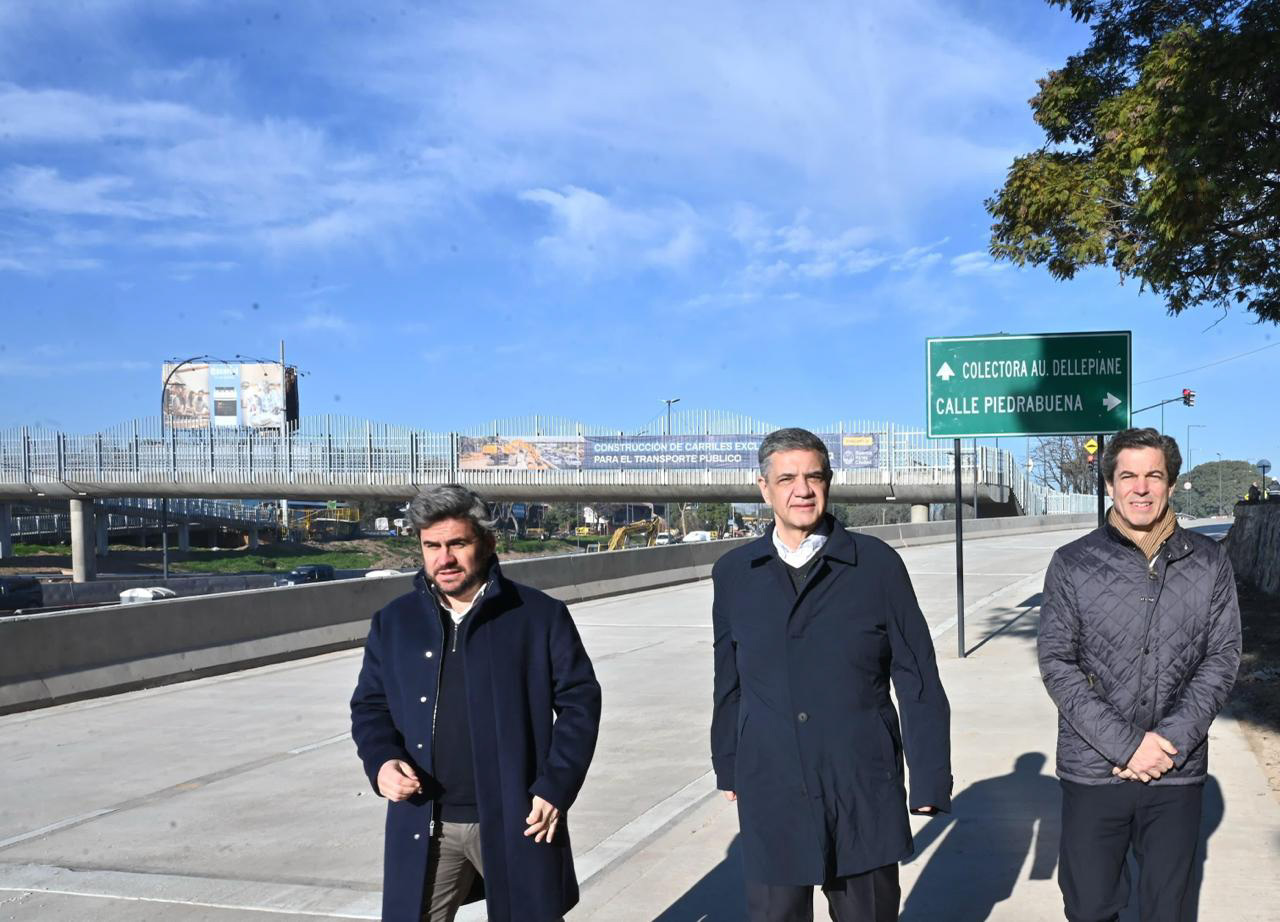 La transformación de la Autopista Dellepiane sumó un nuevo avance con la apertura de una colectora