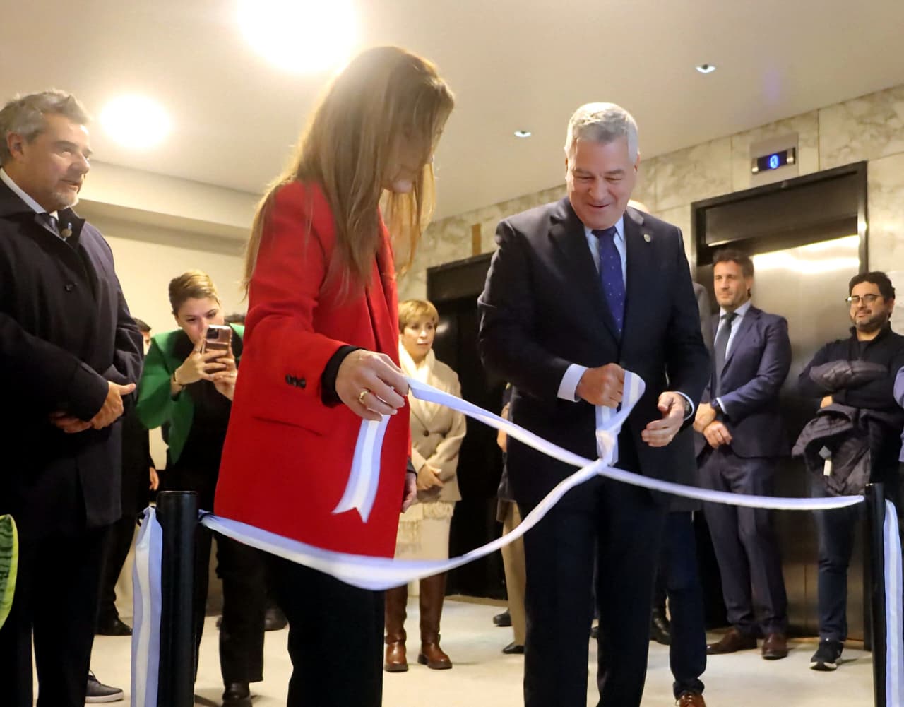 Inauguraron un centro de salud mental para policías, bomberos y sus familias