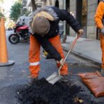Asfalto frío para reparar baches en la Ciudad