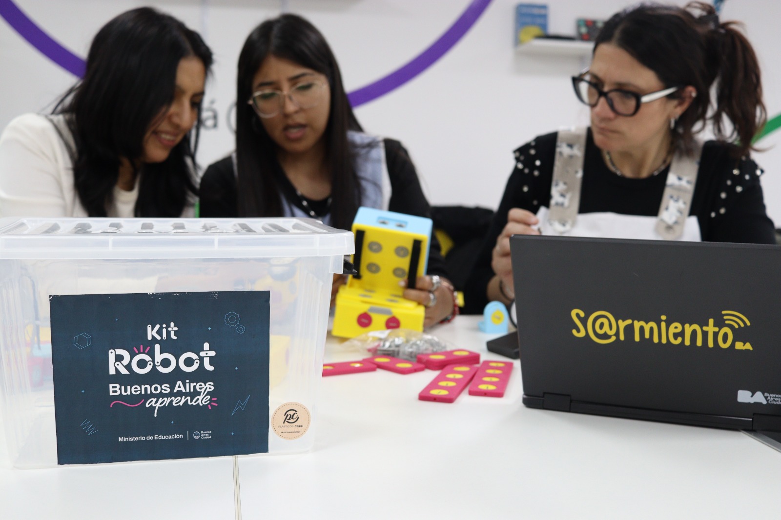 Robots BA Aprende llegaron a escuelas porteñas